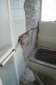 浴室解体(タイルハツリ) CIMG0168